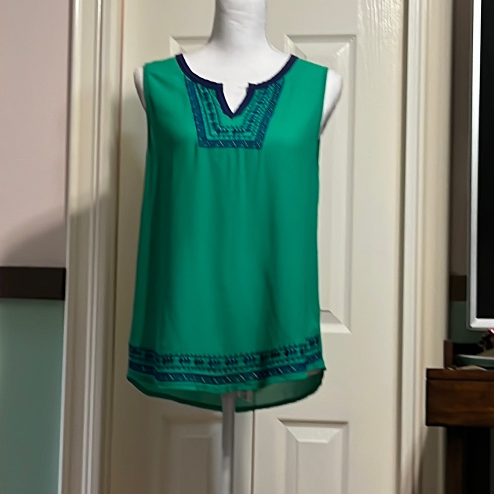 Sleeveless top